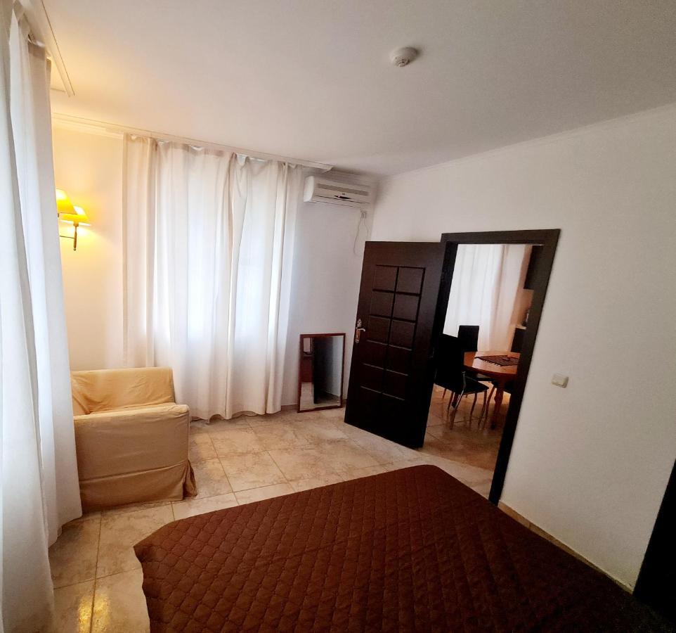 Apartment Almi - The Cliff Obsor Exterior foto